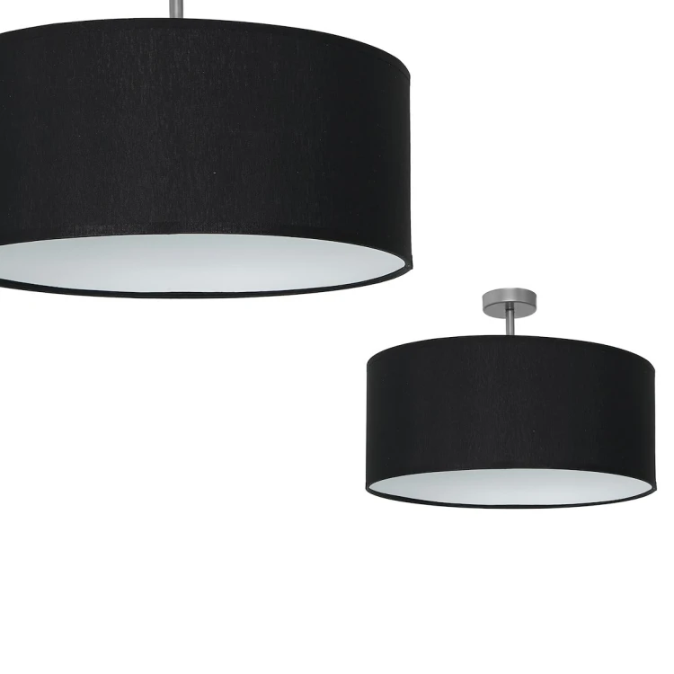 Lampa CASINO BLACK ML6379 ma szeroki czarny abażur i krótkie mocowanie do sufitu. Wysokość 35 cm, szerokość 50 cm. Żarówkę E27 o mocy do 60 W należy dokupić osobno.