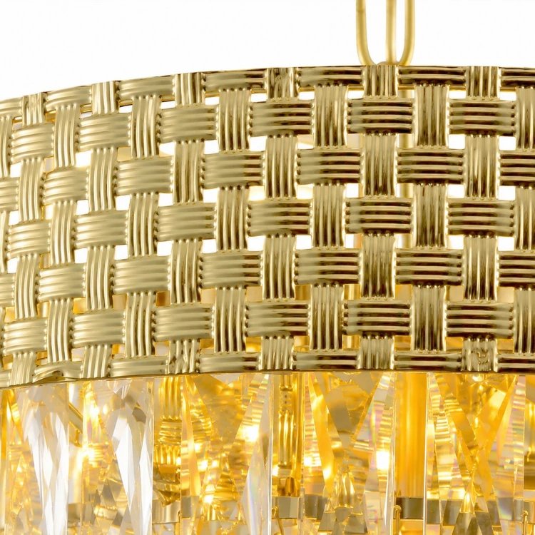 Lampa wisząca CHARLIZE Milagro ML0190 łączy złoty metal z ozdobnymi kryształkami. Pasuje do wnętrz glamour i klasycznych. Oprawki 4×E14, maks. 10 W LED każda, IP20. Wysokość 50–100 cm. Żarówki do kupienia osobno.