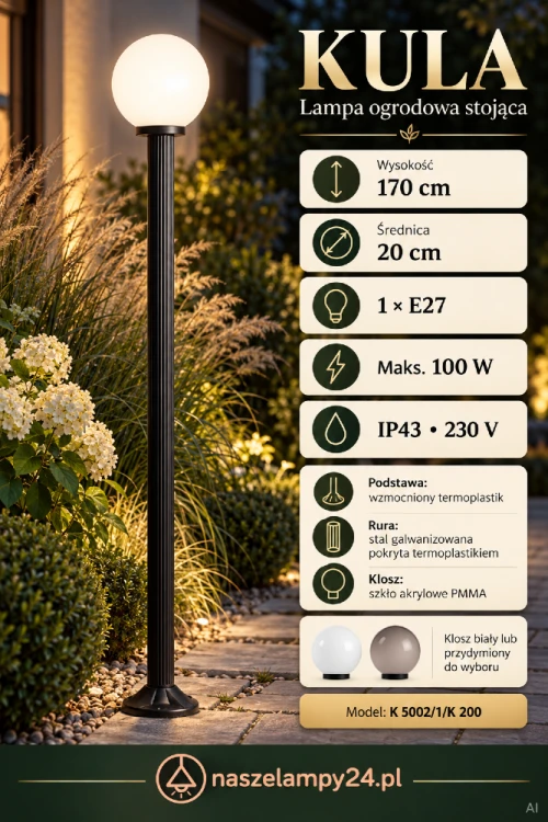 Oświetl ogród lampą KULA 170 cm. Czarna oprawa z kloszem PMMA sprawdzi się przy alejce, altanie i dojściu do domu. Wybierz klosz biały lub przydymiony i odpowiednią żarówkę E27 maks. 100 W. Średnica 20 cm, 230 V, IP43.