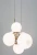 Szukasz złotej lampy nad stół? PACO Elem 3401/6A TR ma sześć białych szklanych kloszy i oprawki E14. Regulowana wysokość 40–98 cm ułatwia dopasowanie zawieszenia. Szerokość 70 cm, głębokość 30 cm. Do salonu, jadalni i kuchni.