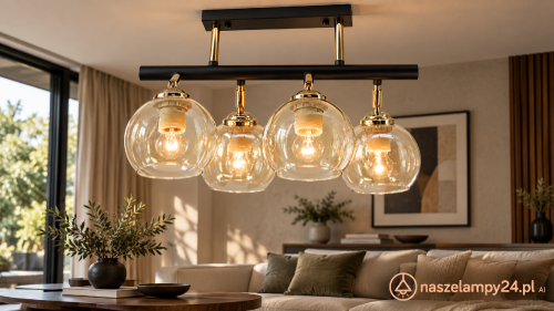Czarna lampa sufitowa PIRAN 4xE27 Elem 2208/4C BL TR z bursztynowymi kloszami podkreśli wystrój nowoczesny, loftowy lub glamour. Złote akcenty dodają elegancji. Szerokość 42 cm, wysokość 35 cm. Konstrukcja bez długiego zwisu.