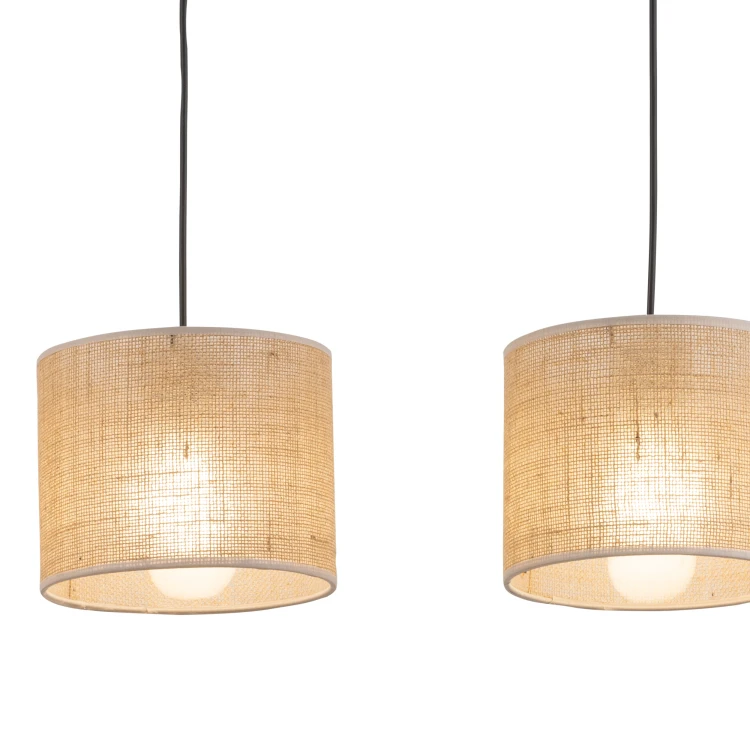 Lampa sufitowa wisząca JUTA 3×E27 TK-Lighting 4597 ozdobi strefę wspólnych posiłków. Naturalna faktura abażurów pasuje do wikliny i drewna. Wymiary 84 × 20 × 100 cm, maks. 3×15 W LED. Gwarancja 2 lata.