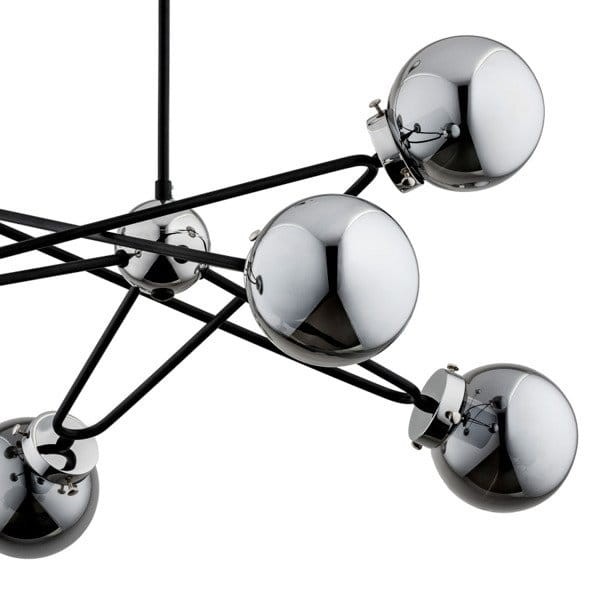 Lampa sufitowa SAGITO 6x40W Alfa 25616 to nowoczesne oświetlenie w stylu LOFT. Chromowana armatura z czarnymi akcentami i dymionymi kloszami tworzy elegancki design