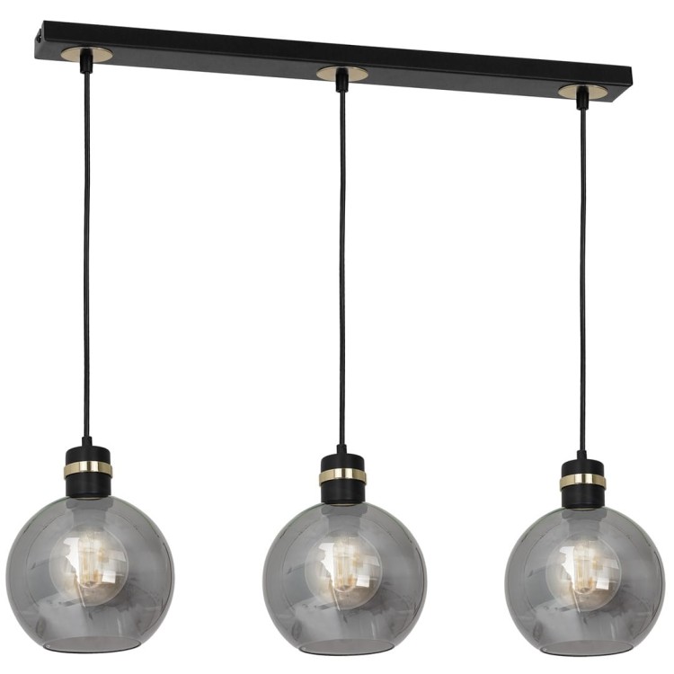 Lampa wisząca OMEGA Milagro MLP6531 z trzema przydymionymi szklanymi kloszami. Czarna listwa i złote detale pasują nad stół lub wyspę kuchenną. Wymiary 60×20 cm, wysokość 40–100 cm, 3×E27 maks. 60 W każda. Bez żarówek.