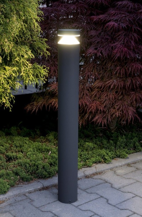 naszelampy24-pl-lampa-zewnetrzna-delta-grafit-su-ma-aranzacja.jpg