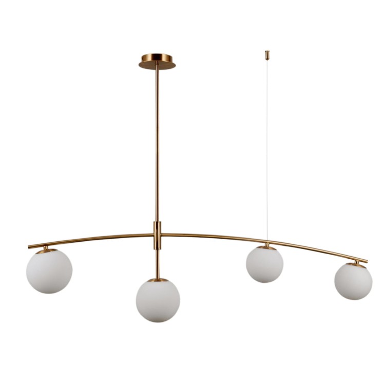 Lampa sufitowa SENAI 4xG9 Italux w kolorze mosiądzu miodowego zachwyca elegancką formą i białymi kulistymi kloszami. Idealna do salonu, jadalni i kuchni. Szerokość 110 cm sprawia, że doskonale prezentuje się nad stołem