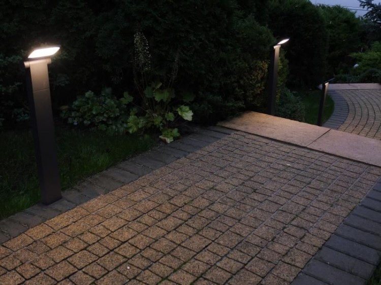naszelampy24-pl-lampa-stojąca-neo-grafit-su-ma-aranżacja.jpg
