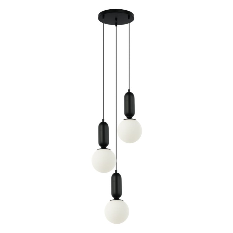 Lampa wisząca ALDEVA Italux w kolorze czarnym z trzema kulistymi kloszami to nowoczesne oświetlenie do salonu i jadalni. Mleczne szkło zapewnia miękkie światło, a minimalistyczna forma idealnie wpisuje się w styl loftowy i skandynawski.