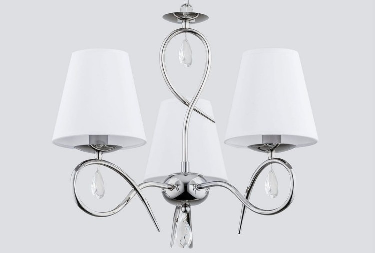 Żyrandol klasyczny SYNA 3x40W chrom z białymi abażurami to idealny wybór do salonu, jadalni i sypialni. Subtelny design i wysokiej jakości materiały gwarantują elegancję i trwałość na lata.