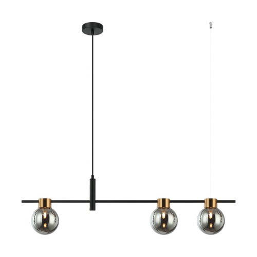 Lampa wisząca Italux PND-5225-3-BK-SG łączy czarną stal, złote oprawki i trzy kule z dymionego szkła. Podłużny model 3xG9 o długości 91,5 cm doskonale sprawdzi się nad stołem, wyspą kuchenną lub barkiem.
