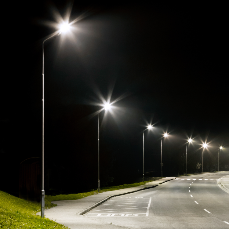 naszelampy24-pl-latarnia-solarna-100w-led-pilot.jpg