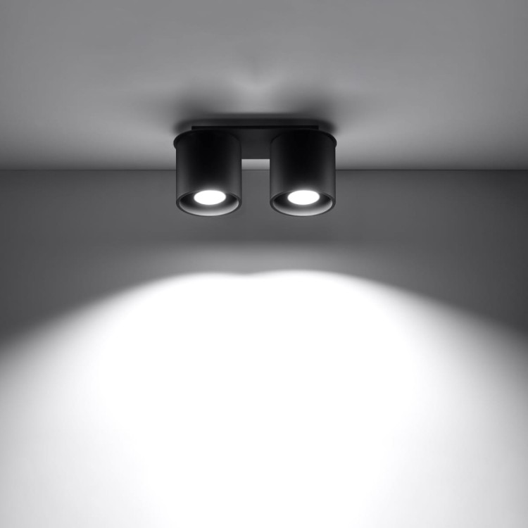 Czarny plafon sufitowy Sollux Orbis SL.0054 został wykonany z trwałego aluminium i wyposażony w 2 oprawy GU10. Prosty design oraz natynkowy montaż sprawiają, że lampa świetnie wpisuje się w nowoczesne aranżacje.