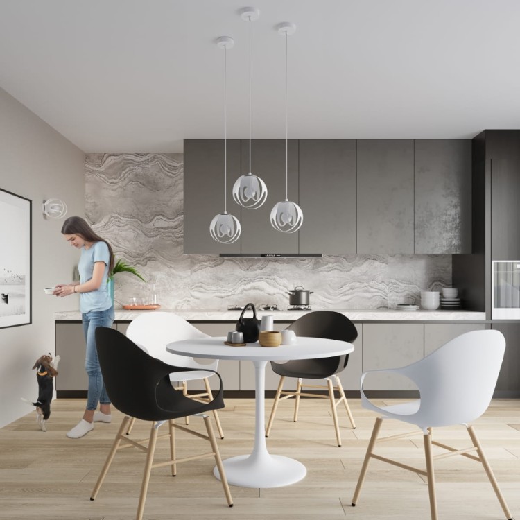 Nowoczesna lampa sufitowa TULOS w kolorze białym, o kulistym kształcie, zamontowana w eleganckim wnętrzu. Rozprasza miękkie światło, tworząc przytulny klimat. Idealna do salonu, sypialni lub jadalni – subtelna, a jednocześnie efektowna dekoracja sufitu