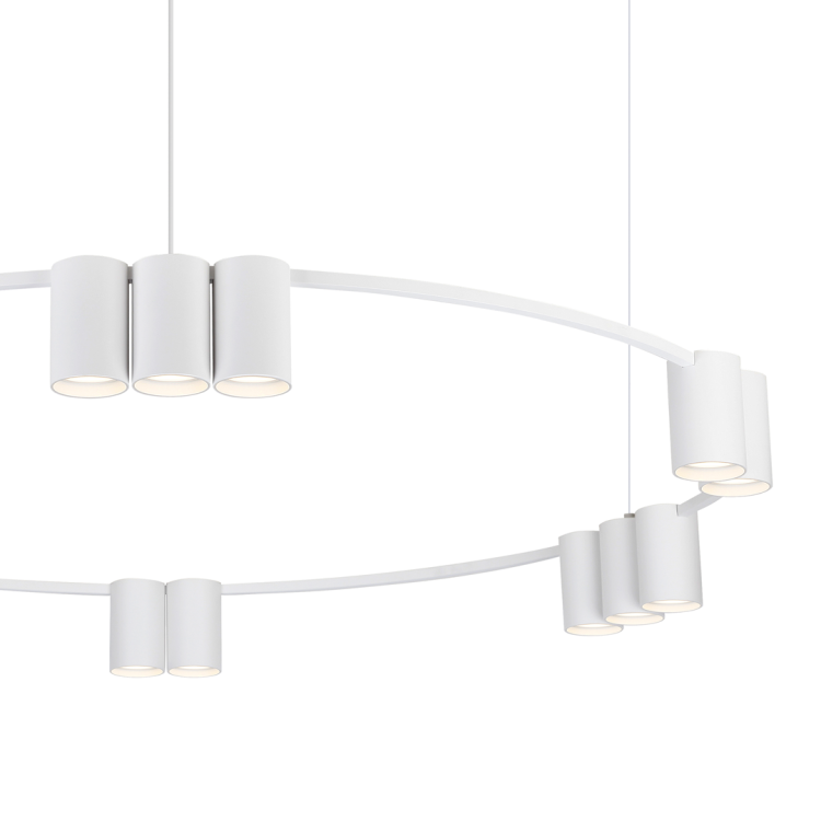 Biała lampa sufitowa GENESIS ML0377: 15 opraw GU10, średnica 100 cm i wysokość regulowana od 20 do 180 cm. Lekka forma pasuje do salonu, jadalni i kuchni w stylu nowoczesnym, skandynawskim lub japandi.