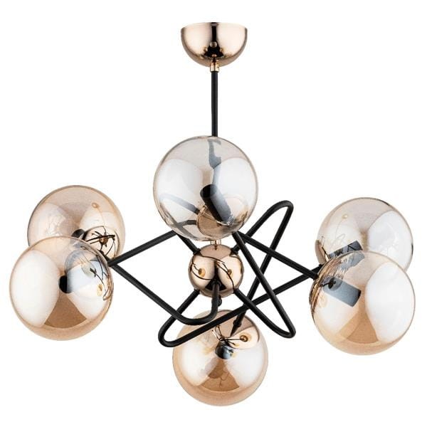 Lampa sufitowa VIRGINIA 6xE14 marki Alfa to elegancki żyrandol w kolorze złoto-miedzianym z bursztynowymi kulistymi kloszami. Wykonana z metalu i szkła, o wymiarach 65x50 cm, zapewnia stylowe oświetlenie do salonu, jadalni i sypialni