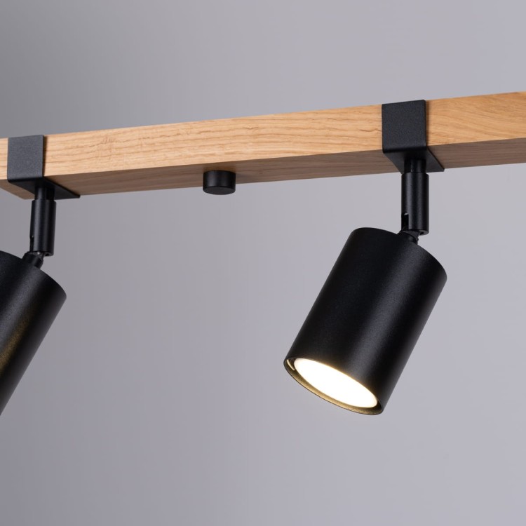 FAGER 4L SL.1346 to elegancki plafon z drewna i stali, który doskonale wpisuje się w trendy loftowe i skandynawskie. Regulowane klosze oraz oprawy GU10 LED sprawiają, że lampa jest praktyczna i uniwersalna