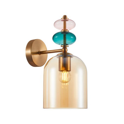 Kinkiet BUSCO Italux WL-30263-1B-BRO-AMB zachwyca złotą oprawą, kolorowymi elementami ze szkła i transparentnym kloszem amber. Jedno źródło światła E27 tworzy przytulny nastrój w salonie, sypialni, holu lub korytarzu