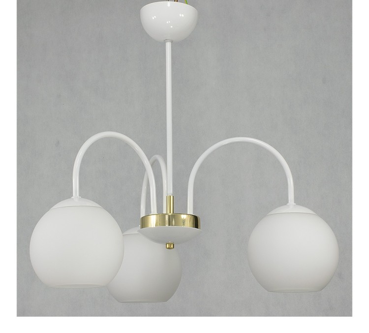 Lampa sufitowa NINA 3xE27 biała matowa, złote dodatki. Lampa wisząca wykonana w Polsce. Solidne wykonanie na lata.