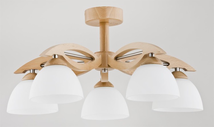 Lampa sufitowa EMIR 5xE27 Alfa 22205 to połączenie drewna, metalu i szkła. Białe klosze pięknie rozpraszają światło, a naturalny design pasuje do salonu, jadalni i sypialni. 5xE27 60W, IP20, brak żarówek w zestawie, gwarancja 2 lata
