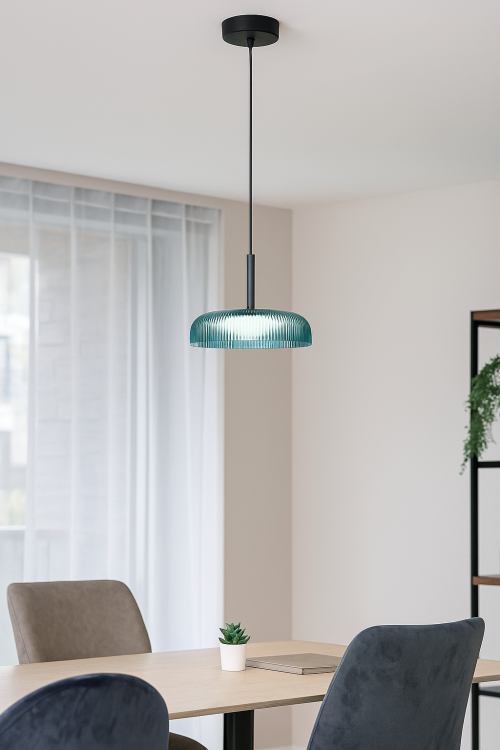 Lampa COLLE Italux 12W LED 1500Lm w kolorze niebiesko-zielonym to nowoczesna lampa wisząca z ciepłym światłem 3000K. Wykonana z metalu i plastiku, idealna do salonu, kuchni lub jadalni