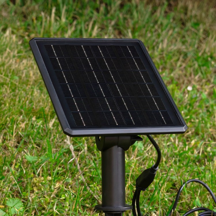 Lampa solarna RINGS to idealne rozwiązanie dla osób ceniących estetykę i praktyczność. Ciepłe światło, automatyczne ładowanie i odporność na warunki zewnętrzne