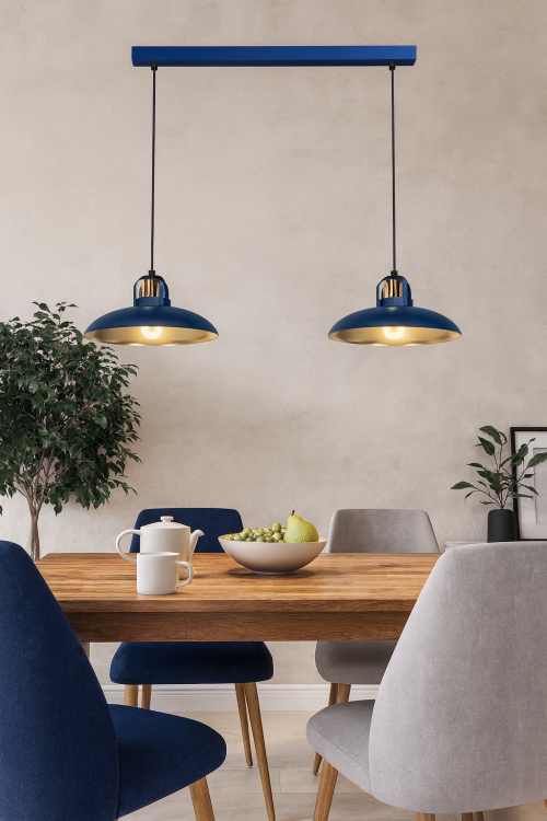 Lampa wisząca FELIX BLUE/GOLD 2xE27 to połączenie elegancji i nowoczesnego stylu. Metalowe klosze w kolorze niebieskim ze złotym wnętrzem tworzą ciepły, przytulny klimat – idealne oświetlenie do jadalni lub kuchni