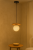 Nowoczesna lampa MIRROR 1xG9 z mlecznym kloszem i drewnianym akcentem świetnie pasuje do wnętrz scandi, japandi i modern. Doskonała jako światło nad stolikiem, do korytarza lub małych pomieszczeń. Stylowa, funkcjonalna i oszczędna.