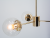 Lampa GAJA 3xE27 8045/3 TR wyróżnia się złotą konstrukcją i trzema szklanymi kloszami. Efektowna, lekka i uniwersalna – doskonała do nowoczesnych aranżacji.