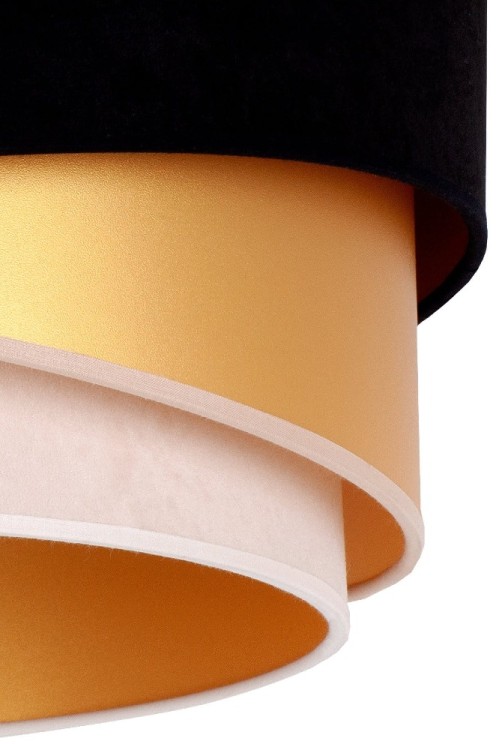 Lampa sufitowa KOBO to idealne rozwiązanie dla osób ceniących eleganckie dodatki do wnętrz. Czarny abażur, złote akcenty i subtelne ecru sprawiają, że oprawa doskonale komponuje się z nowoczesnymi aranżacjami.