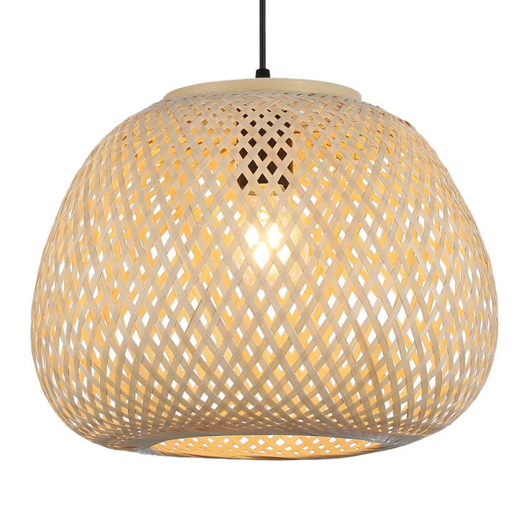 Designerska lampa z bambusa w kolorze czarnym świetnie komponuje się z wnętrzami boho i japandi. Naturalna forma i dekoracyjne światło podkreślają charakter pomieszczenia.