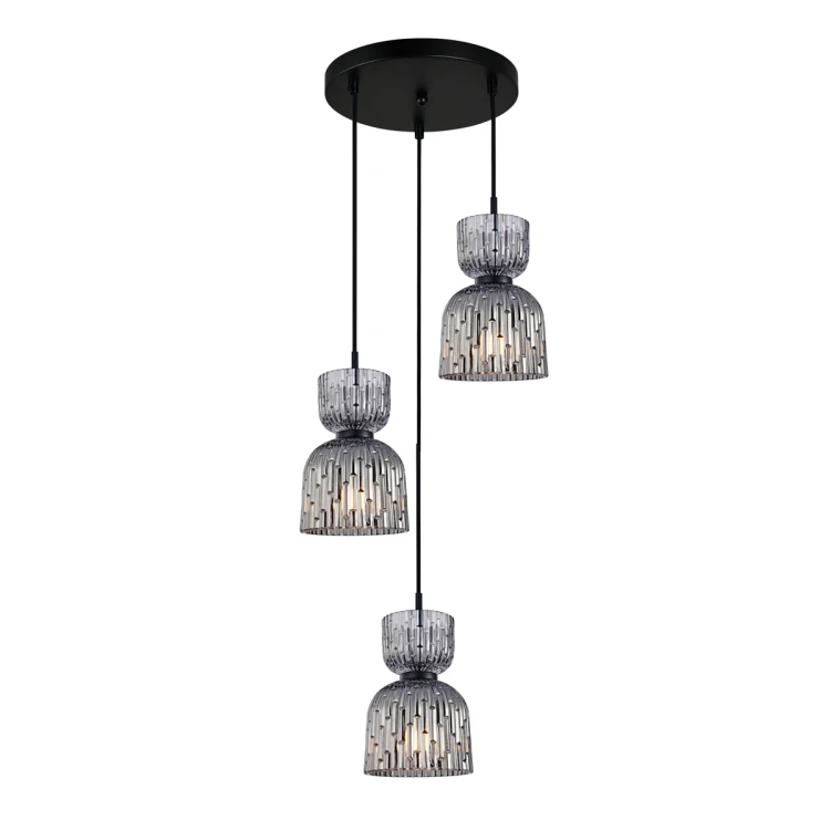 Lampa wisząca BALME Italux PND-3619-3A-BK-SG zachwyca dymionymi szklanymi kloszami i nowoczesnym designem. Model 3xE27 doskonale sprawdzi się w salonie, jadalni lub kuchni, tworząc eleganckie i klimatyczne oświetlenie.