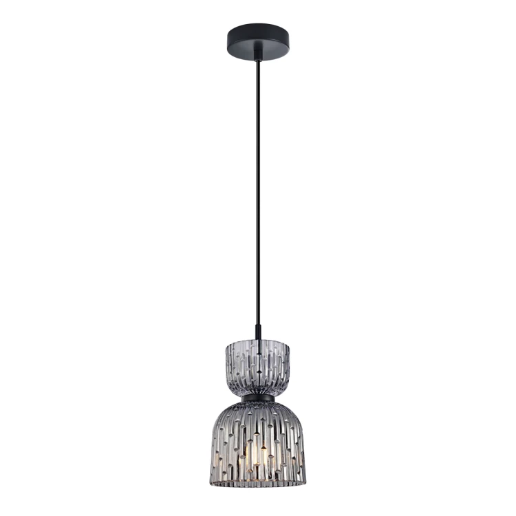 Lampa wisząca BALME Italux PND-3619-1-BK-SG zachwyca dymionym szklanym kloszem i nowoczesnym designem. Model 1xE27 doskonale sprawdzi się w salonie, kuchni lub jadalni, tworząc eleganckie i klimatyczne oświetlenie.