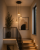 Stylowa lampa wisząca SOPHIA TK-Lighting 11041 posiada trzy ryflowane klosze ze szkła i elegancki czarny stelaż. Idealna do wnętrz glamour, loft oraz modern classic. Oświetlenie z efektem luksusu.