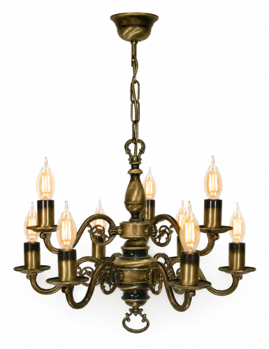 Żyrandol ŚWIECZNIK LEMIR 387/W9 w kolorze patyny to elegancka lampa klasyczna z 9 oprawkami E14. Podział świecenia 3+6 pozwala wygodnie sterować ilością światła. Idealny do salonu, jadalni, restauracji i stylowych wnętrz.