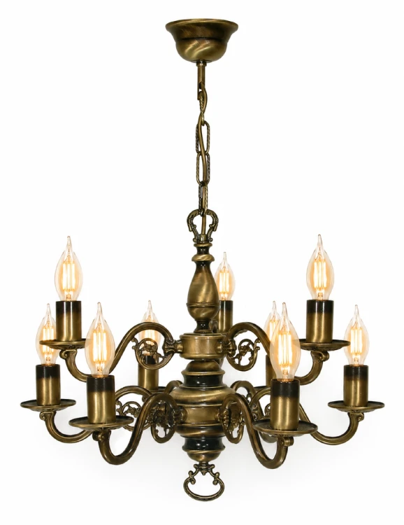 Żyrandol ŚWIECZNIK LEMIR 387/W9 w kolorze patyny to elegancka lampa klasyczna z 9 oprawkami E14. Podział świecenia 3+6 pozwala wygodnie sterować ilością światła. Idealny do salonu, jadalni, restauracji i stylowych wnętrz.