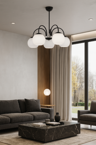 Elegancka lampa NINA O3655 W5 CZA + CH to klasyczna forma w nowoczesnym wydaniu. Otwarte, kuliste klosze z matowego szkła zapewniają przyjemne światło, a czarny połysk i chrom dodają wnętrzu wyjątkowego charakteru.