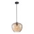 Lampa wisząca z bursztynowym szklanym kloszem to eleganckie oświetlenie do salonu, jadalni i kuchni. Czarna oprawa oraz dekoracyjne szkło tworzą nowoczesne połączenie, które ociepla wnętrze i podkreśla jego wyjątkowy charakter.