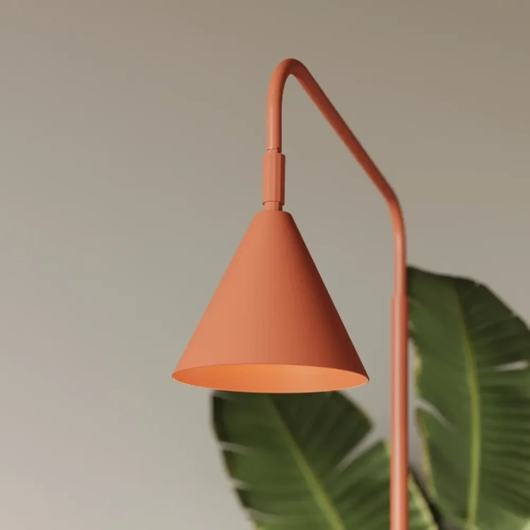 Minimalistyczna lampa podłogowa NOX SL.2586 marki Sollux zachwyca modnym kolorem ochry czerwonej. Wysokość 165 cm oraz możliwość skierowania światła sprawiają, że doskonale sprawdza się przy sofie i fotelu