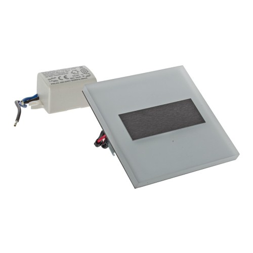 Oprawa schodowa LUMI Inox EKS6158 4000K to nowoczesne oświetlenie LED do schodów, korytarzy i podświetlenia mebli. Neutralna barwa światła zapewnia komfort użytkowania, a minimalistyczny biało-srebrny design pasuje do współczesnych wnętrz.