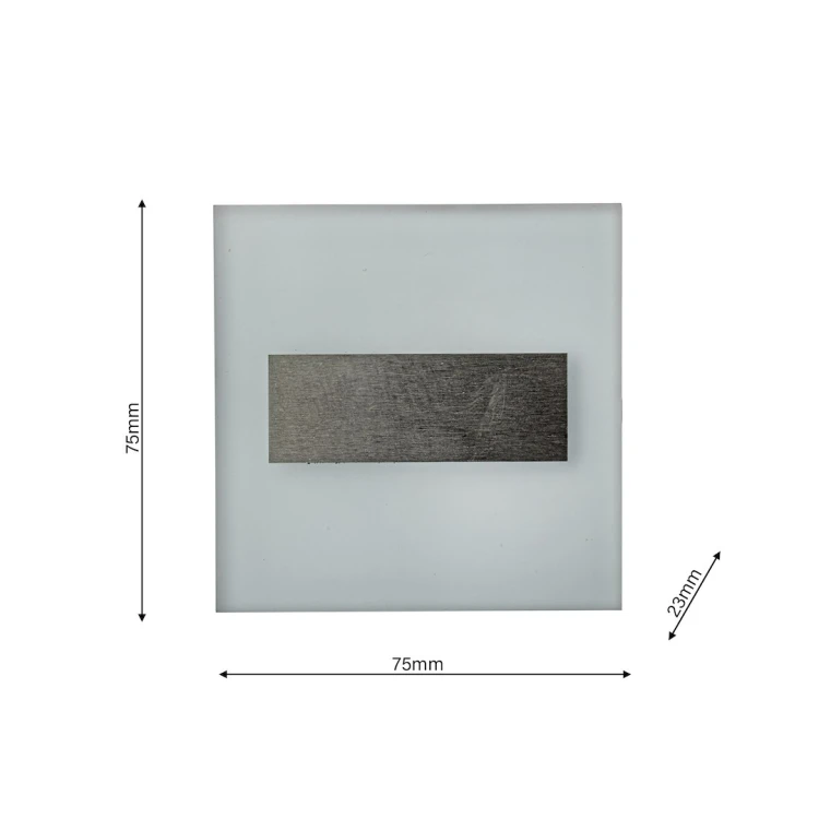 Oprawa schodowa LUMI Inox EKS6158 4000K to nowoczesne oświetlenie LED do schodów, korytarzy i podświetlenia mebli. Neutralna barwa światła zapewnia komfort użytkowania, a minimalistyczny biało-srebrny design pasuje do współczesnych wnętrz.