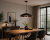 Nowoczesna lampa wisząca AURUS 1xE27 zachwyca industrialnym designem i efektownym bursztynowym szkłem. Doskonale sprawdzi się w kuchni, jadalni i salonie. Czarna konstrukcja oraz możliwość skrócenia przewodu ułatwiają aranżację wnętrza.