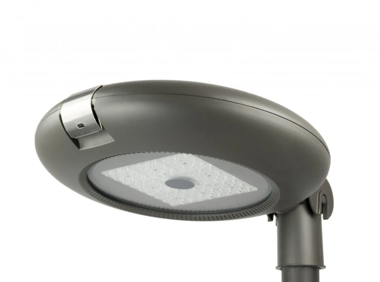 Oprawa parkowa TYTAN II TN-HEAD 50W LED to wydajne oświetlenie zewnętrzne generujące 4486 lm ciepłego światła 3000K. Aluminiowa obudowa, szklany klosz oraz wysoka szczelność IP65 gwarantują trwałość i niezawodność.