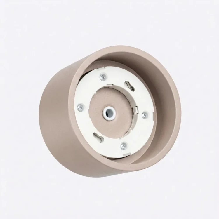 Plafon MODO 1xGX53 w kolorze taupe łączy kompaktowe wymiary z funkcjonalnym oświetleniem. Montowana bezpośrednio przy suficie lampa ma tylko 6 cm wysokości. Idealna do salonu, kuchni, sypialni i przedpokoju.