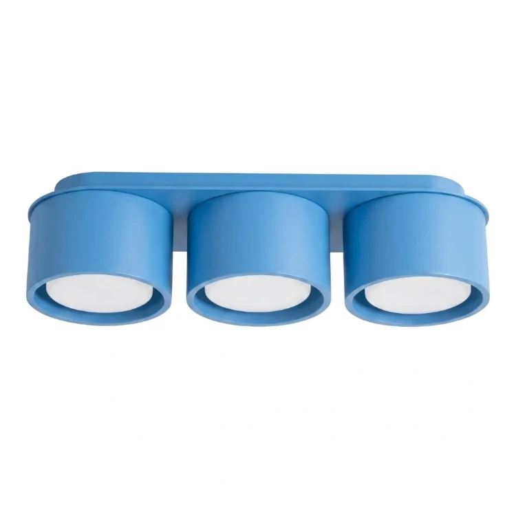 Plafon MODO Blue 3xGX53 Sollux SL.2488 to niebieska lampa sufitowa do pokoju dziecięcego lub młodzieżowego. Trzy źródła światła zapewniają funkcjonalne oświetlenie. Wymiary oprawy wynoszą 32,4 × 10,4 × 8,2 cm.