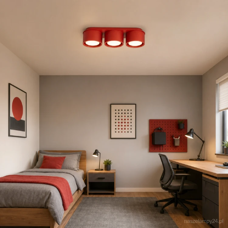 Plafon MODO Red 3xGX53 Sollux SL.2480 wyróżnia się trzema cylindrycznymi oprawami ustawionymi w jednej linii. Czerwona lampa sufitowa sprawdzi się w pokoju młodzieżowym, kuchni, jadalni, przedpokoju i garderobie.