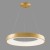 Lampa GIULIA Italux w kolorze szczotkowanego złota efektownie oświetli salon, jadalnię lub kuchnię. Duży ring o średnicy 80 cm oferuje LED 80W, 4400 lm i barwę 3000K. Regulowana wysokość oraz ściemnianie zwiększają komfort użytkowania.