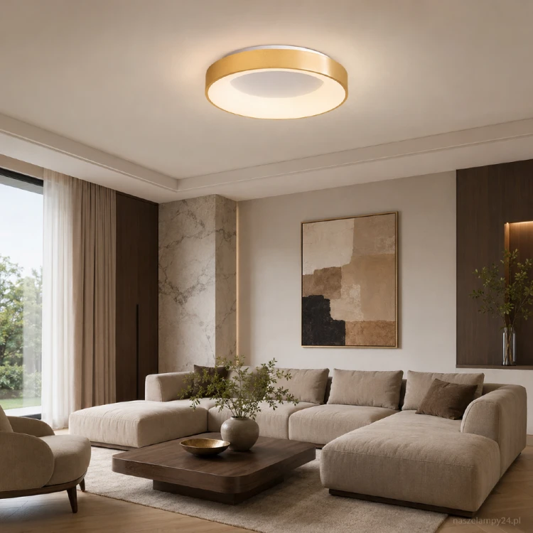 Lampa sufitowa GIULIA Italux to złoty ring LED o średnicy 60 cm. Moc 50W i ciepła barwa 3000K zapewniają komfortowe oświetlenie wnętrza. Plafon montowany bezpośrednio przy suficie pasuje do salonu, jadalni lub sypialni.