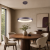 Lampa sufitowa GIULIA Italux zachwyca pierścieniem w eleganckim kolorze kawowym. Zintegrowany LED 40W emituje 2200 lm światła 3000K. Model ma średnicę 48 cm, regulowaną wysokość i jest przystosowany do ściemniania.