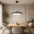 Czarna lampa LED GIACINTO Italux łączy minimalistyczną formę z funkcjonalnym oświetleniem. Kwadratowa oprawa 60 × 60 cm oferuje 2750 lm, ciepłą białą barwę i możliwość ściemniania. Idealna do jadalni, kuchni i salonu.