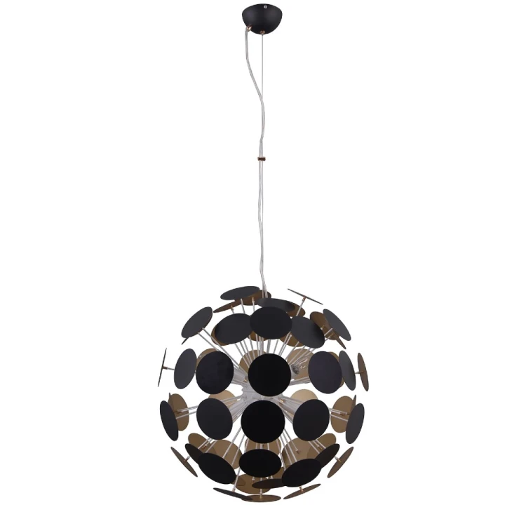 Lampa sufitowa MAILONE AD20180/6C BL+G marki Italux zachwyca nowoczesną, stalową konstrukcją w czarnym kolorze. Ma 6 oprawek E14, średnicę 50 cm i możliwość skrócenia wysokości. Idealna nad stół lub wyspę.